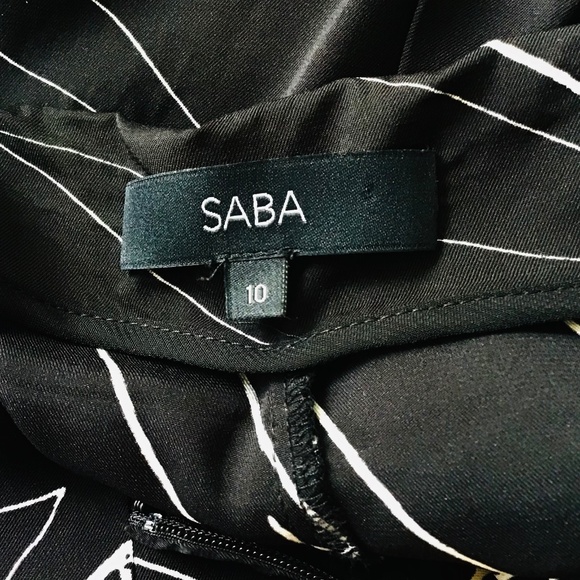 SABA size 10 contour wide leg silky pants with black and white graphic pattern - Picture 7 of 8